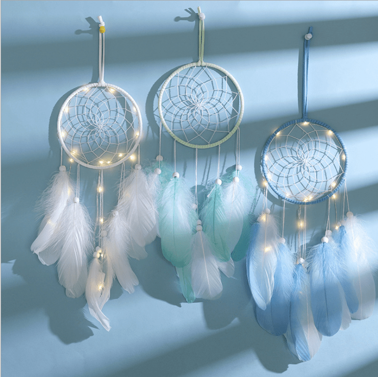 Handmade Dream Catcher With Light Room Decor Feather Weaving Wind Chimes Religious Mascot