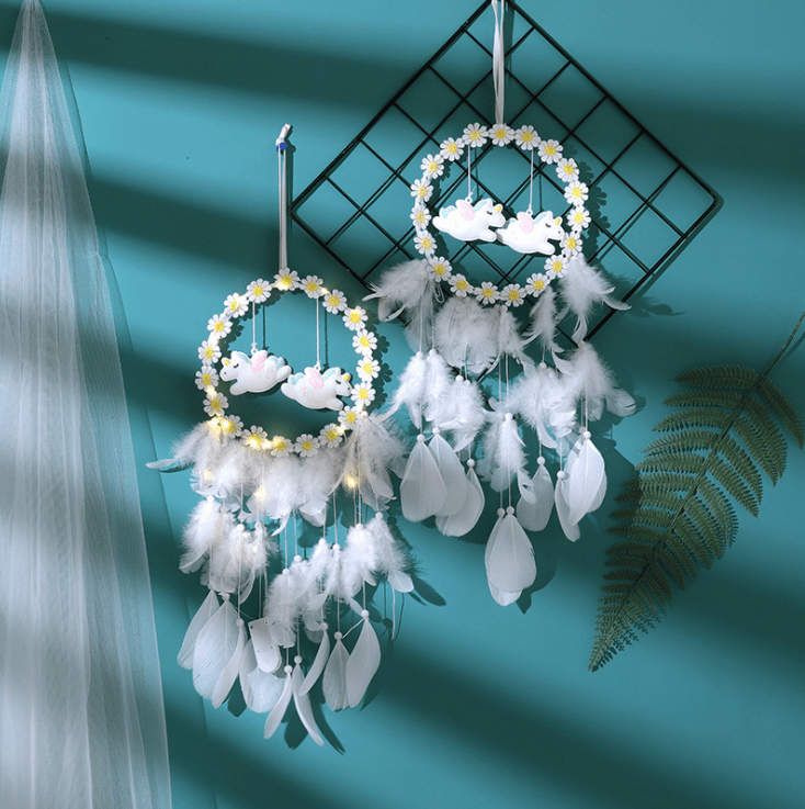 Handmade Dream Catcher With Light Room Decor Feather Weaving Wind Chimes Religious Mascot